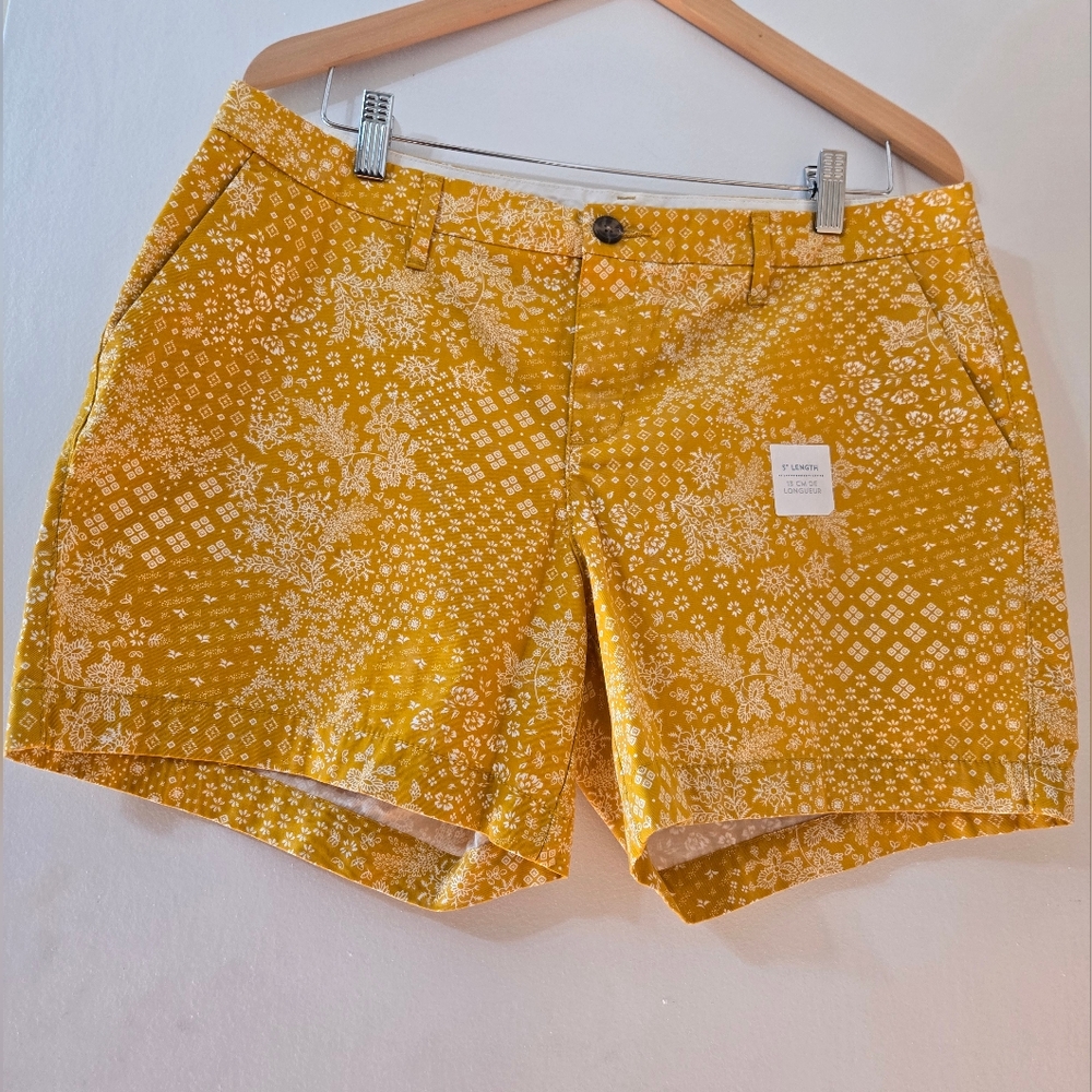 OLD NAVY SHORTS